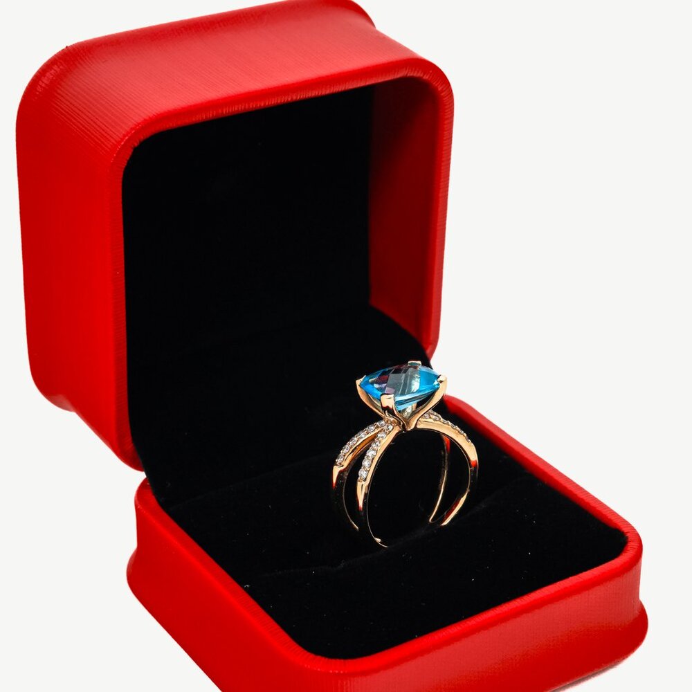 14K Yellow Gold & Blue Topaz Ring